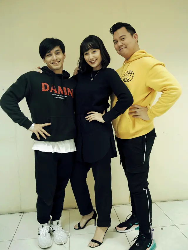 [Fimela] Chandra Liow - Tatjana Saphira - Jefri Nichol