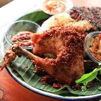 Resep ayam goreng rempah./Copyright depositphotos.com/ikarahma