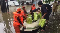 Bantuan Pupuk Indonesia untuk korban banjir di Jakarta Barat