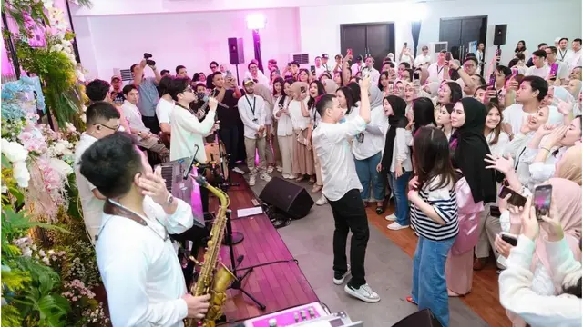 Raffi Ahmad dan Nagita Slavina Sambut 10 Tahun Anniversary (Instagram/@raffinagita1717)