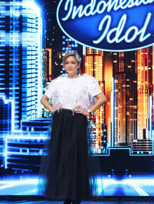 Maia Estianty Juri Indonesian Idol X di Studio RCTI Kebon Jeruk, Jakarta Barat (2/3/2020).