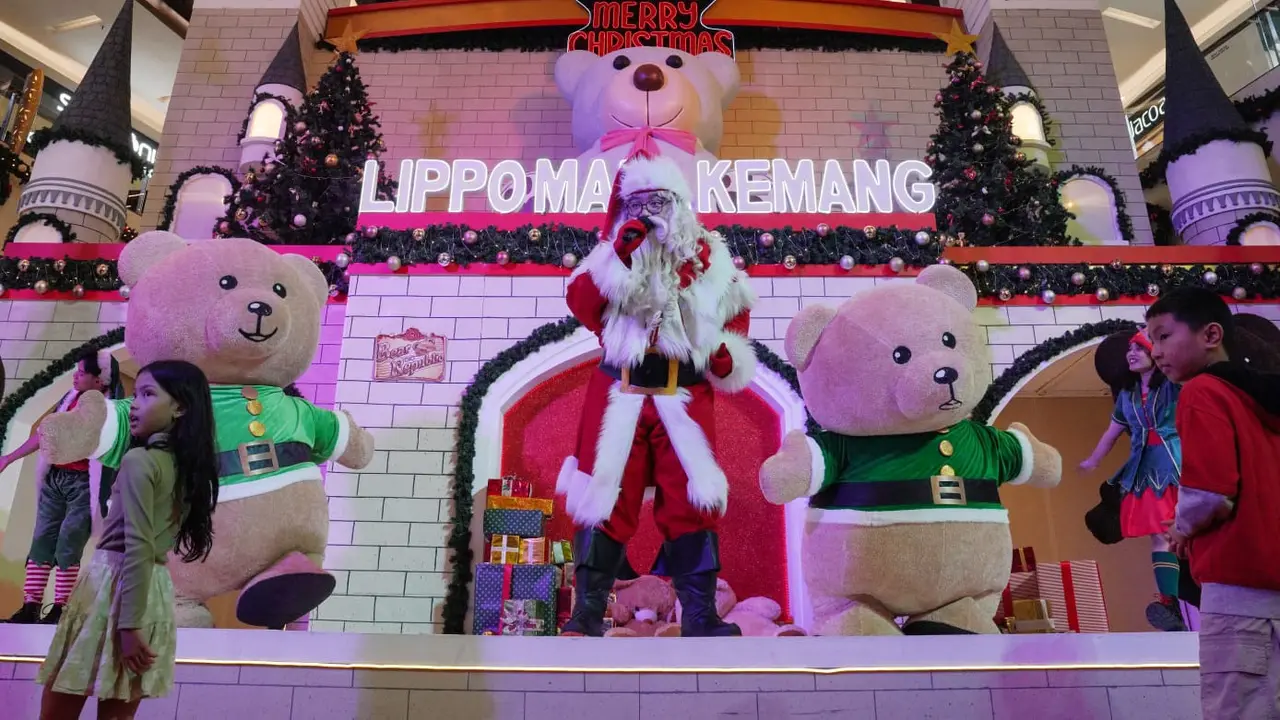 Natal bersama Live Show and Meet & Greet with Bear Republic, Bear Republic dan Santa