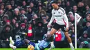Ketangguhan lini belakang Fulham dan duel-duel yang dimenangkan tuan rumah membuat The Gunners kesulitan menciptakan peluang matang. (AP Photo/Dave Shopland)