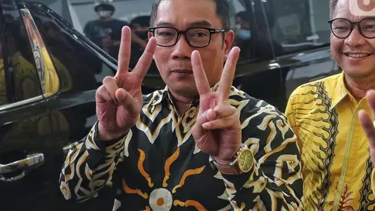 Walau tahu komentar itu bercanda, warganet justru kembali menggoda Ridwan Kamil agar turut diberikan hadiah juga oleh sosok Gubernur Jawa Barat Itu.