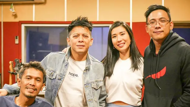 Christie Hartono Kolaborasi Bersama NOAH di SCTV Awards 2020