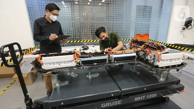 New BMW 5 Touring Resmi Mengaspal Pada Pembukaan BMW Group Training Center