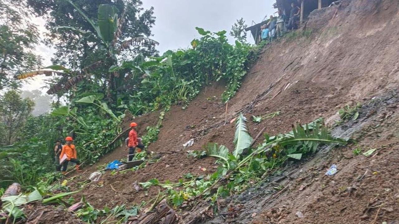 Tanah Longsor Blitar Tewaskan Satu Warga, BPBD Imbau Waspada Bencana Susulan
