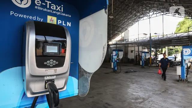 taksi biru Blue Bird