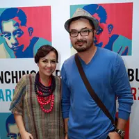 "Kami berdua terlibat di dalamnya. Nyanyiin salah satu karyanya beliau judulnya 'Payung Fantasi'. Acara ini tujuannya murni untuk charity," kata Cynthia Lamusu. (Deki Prayoga/Bintang.com)