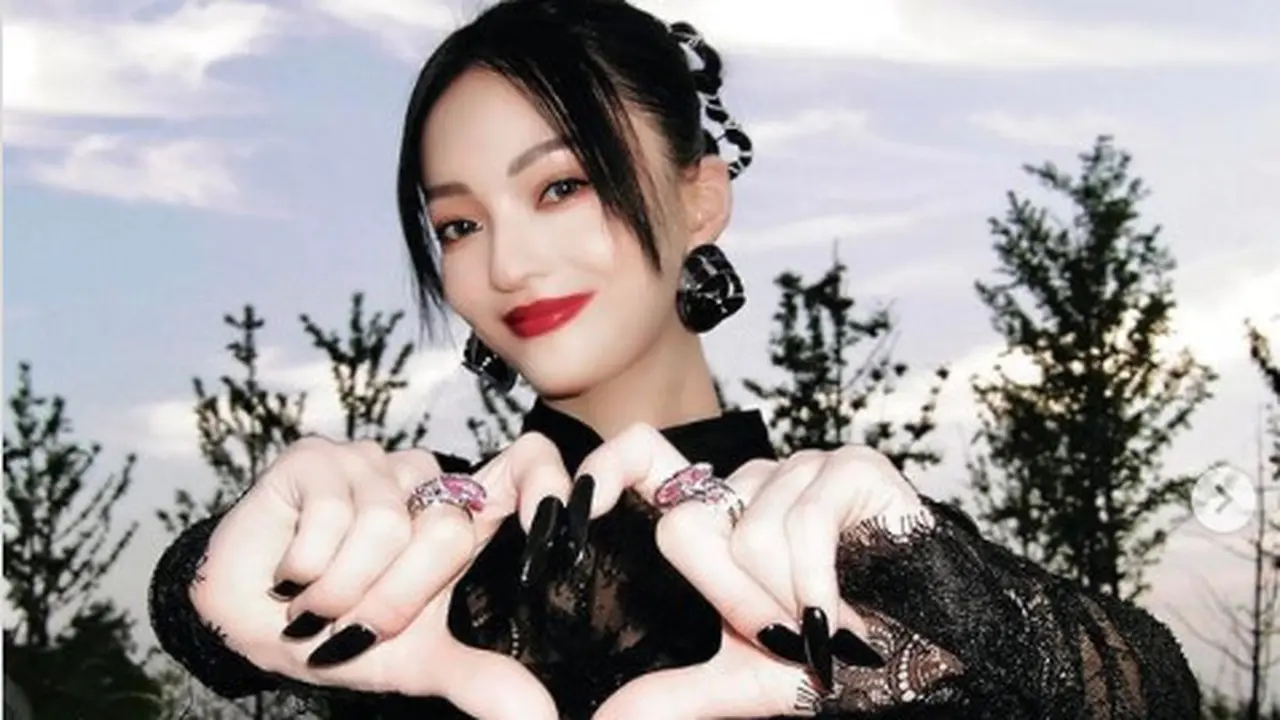 Angela Chang (Instagram)