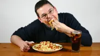 Ironisnya jika seseorang telah kecanduan makanan, besar kemungkinan akan terkena obesitas.