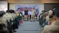 Ratusan pedagang UMKM dan kaum disabilitas Kota Bandung-Cimahi yang tergabung dalam asosiasi mendeklarasikan dukungan kepada calon presiden Prabowo Subianto di Kota Bandung, Jumat (15/9/2023). (Foto: Istimewa).