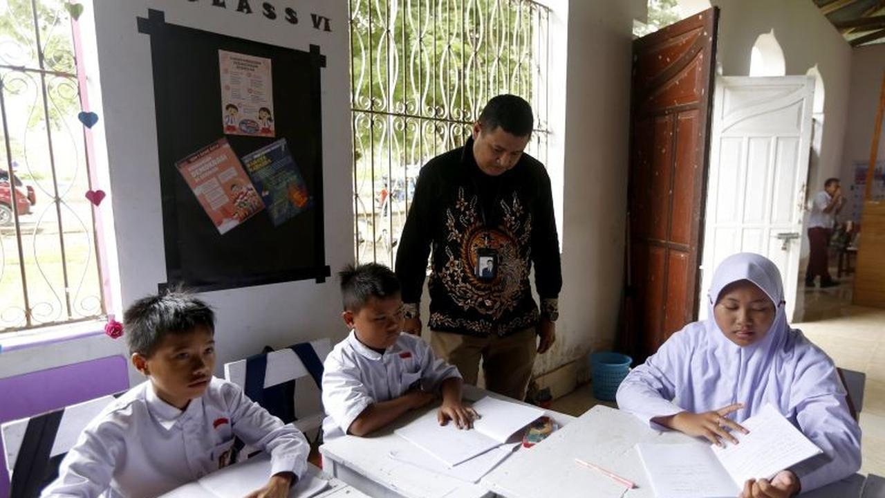 Fakta Mencengangkan: Ombudsman Gorontalo Tinjau SDN 1 Bone Raya yang Siswanya Belajar di Bekas Masjid Sejak 2020