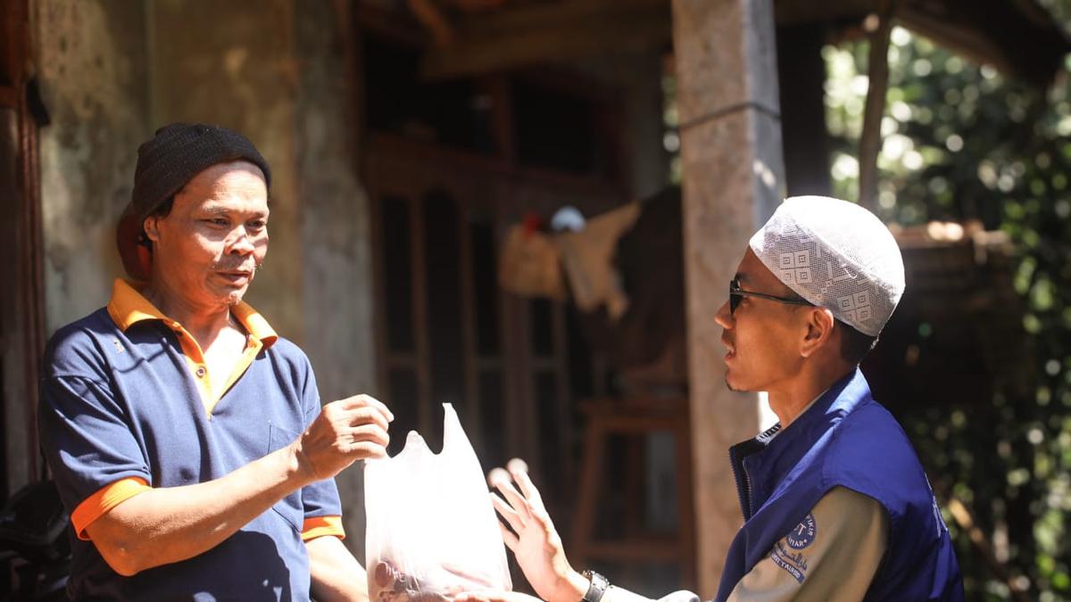 Menebar Kebahagiaan Kurban dari Kampung Tertinggal hingga Gaza