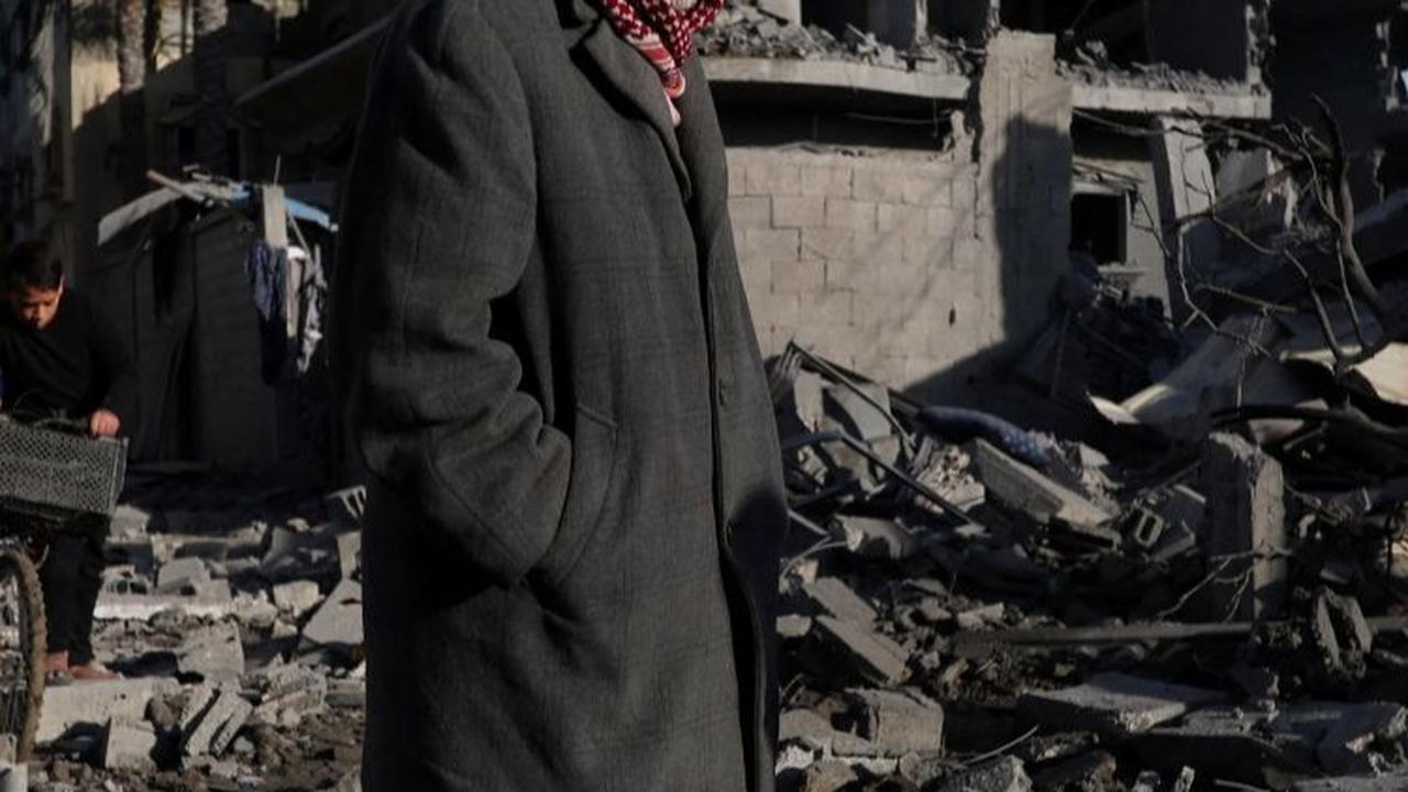 FOTO: Kondisi Rafah di Gaza Selatan usai Serangan Udara Militer Israel, Belasan Bangunan Hancur hingga Ratusan Warga Sipil Jadi Korban