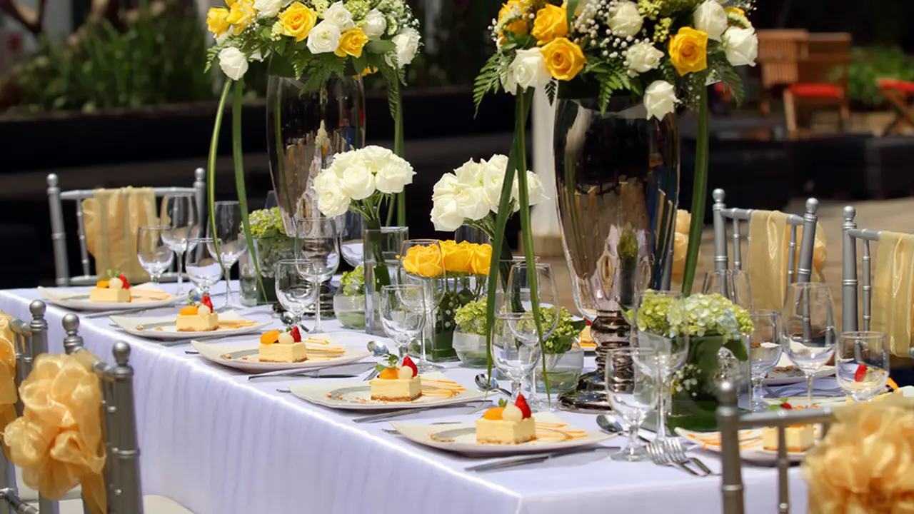 Ayo datang ke Grand Kemang Jakarta ada penawaran paket pernikahan menarik di WEDDING CELEBRATION FESTIVAL (WCF) 2017!