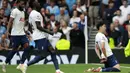 Gol tunggal pada laga tersebut akhirnya lahir dari kaki Son Heung-min pada menit ke-55 melalui sepakan keras yang menghujam pojok kanan gawang Manchester City. (Foto: AP/Ian Walton)