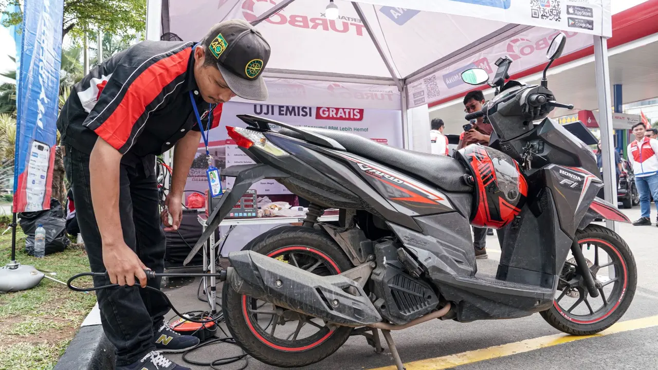 Masyarakat kini bisa melakukan uji emisi gratis bagi masyarakat di sejumlah SPBU Pertamina di wilayah Jabodetabek. Dok Pertamina Patra Niaga