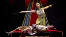 Anggota EKI Dance Company mementaskan drama berjudul "Ken Dedes" di Ciputra Artpreneur Theater, Jakarta, Jumat (17/3/2023). (ADEK BERRY/AFP)