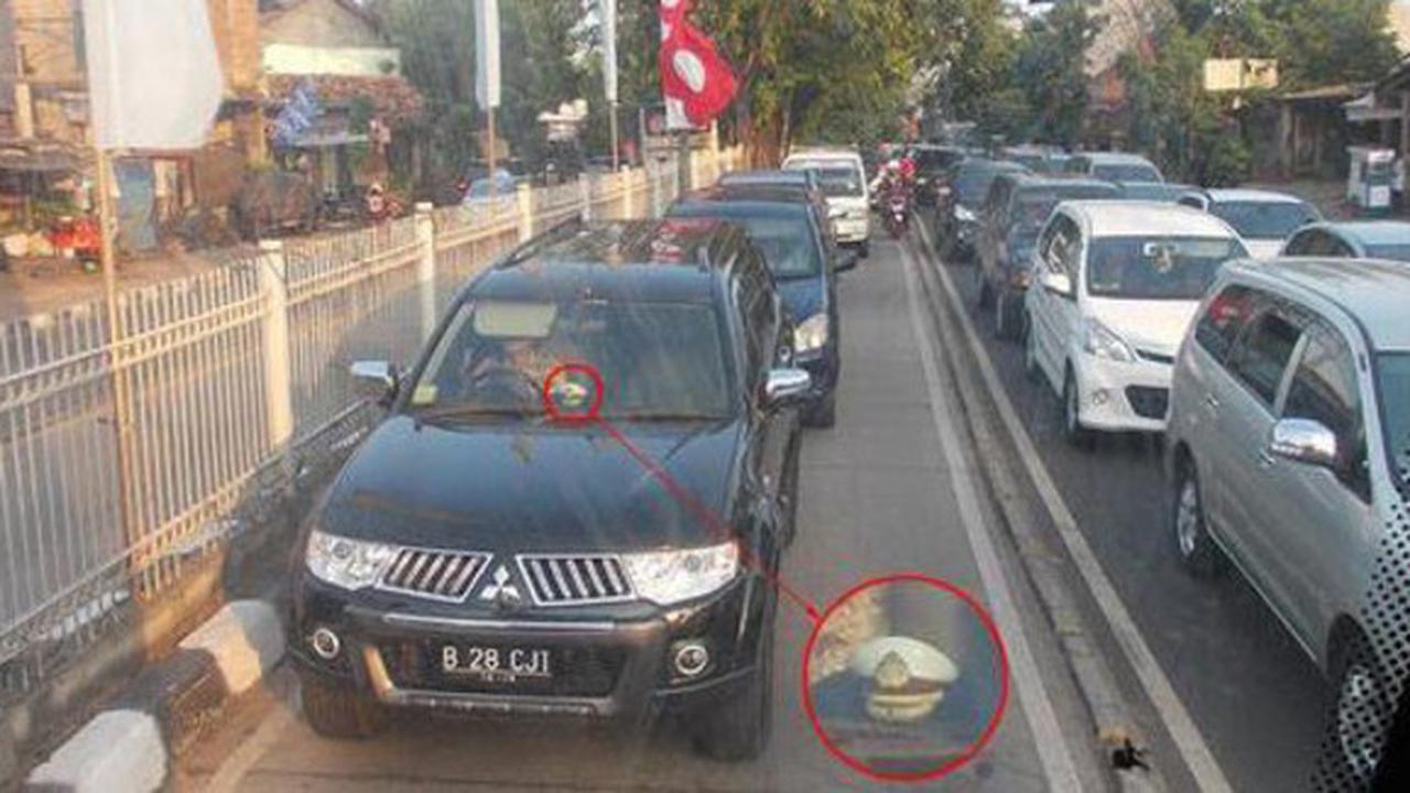 Pajero Sport Masuk Jalur Busway (Twitter)