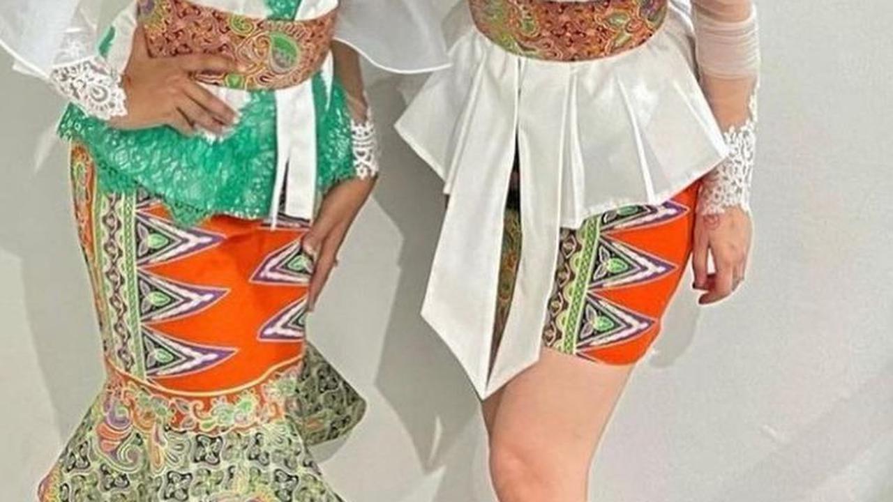Duo cantik ini mulai terbentuk pada 2012. Personel Duo Anggrek juga pernah berganti.