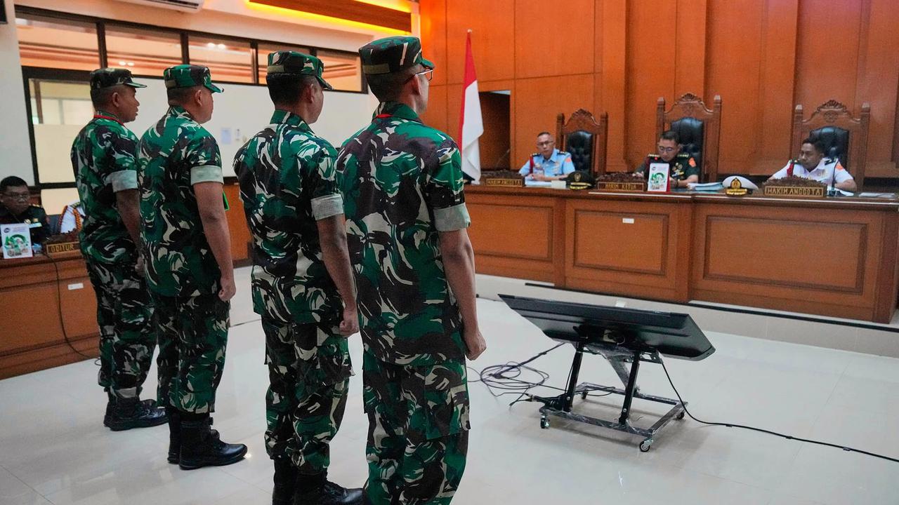 FOTO: Sidang Perdana Kasus Penyiraman Air Keras Aktivis HAM