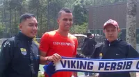 Aron da Silva merasa takjub dengan sambutan bobotoh Persib Bandung, setelah ia menjalani latihan perdana di Bandung.