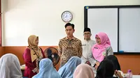 Kunjungi SMKN 48 Jakarta, Gibran Ingatkan Standar Gizi MBG Harus Seimbang
