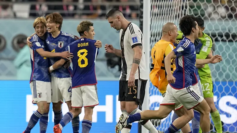 Foto: Aksi Dua Mata-mata Jepang pada Matchday Pertama Piala Dunia 2022, Bikin Jerman Senasib dengan Argentina