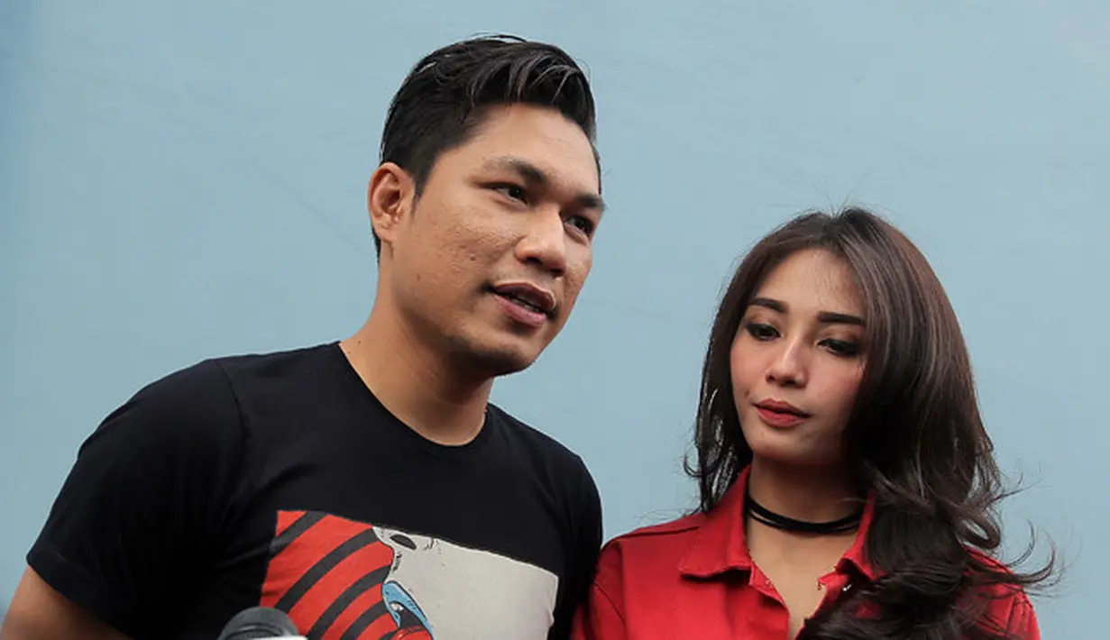 Rizal Armada dan Monica Imas