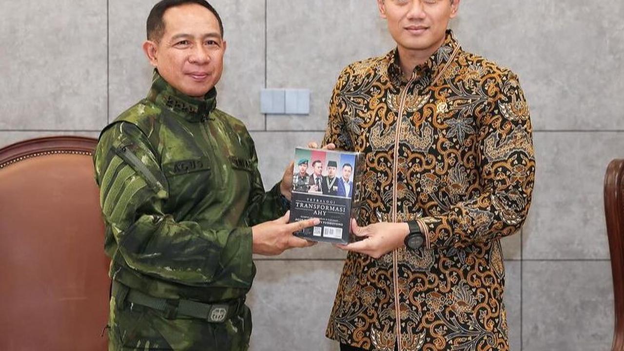 Menteri Agraria dan Tata Ruang/Badan Pertanahan Nasional (ATR/BPN) Agus Harimurti Yudhoyono (AHY) berkunjung ke Markas Besar (Mabes) TNI, Cilangkap, Jakarta Timur pada Selasa (19/3) lalu.