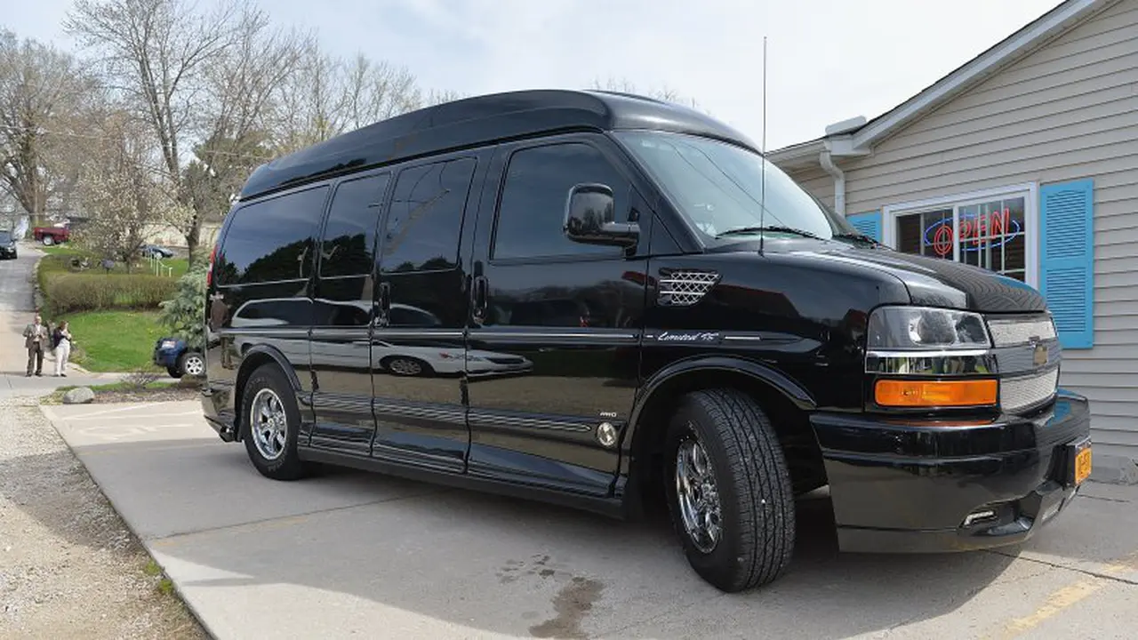 Mobil Kampanye Hillary Clinton