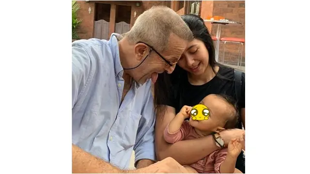 6 Potret Kenangan Putri Marino dan Sitha Marino dengan Sang Ayah Sebelum Meninggal
