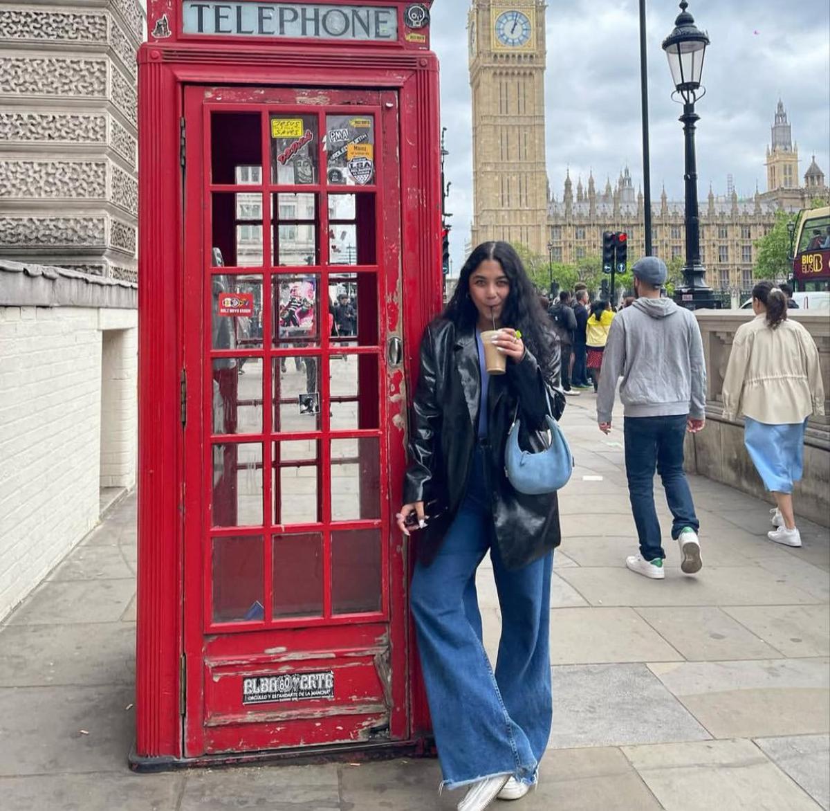 7 Potret Nadine Emmanuella, Anak Ruth Sahanaya yang Makin Memikat dan Stylish