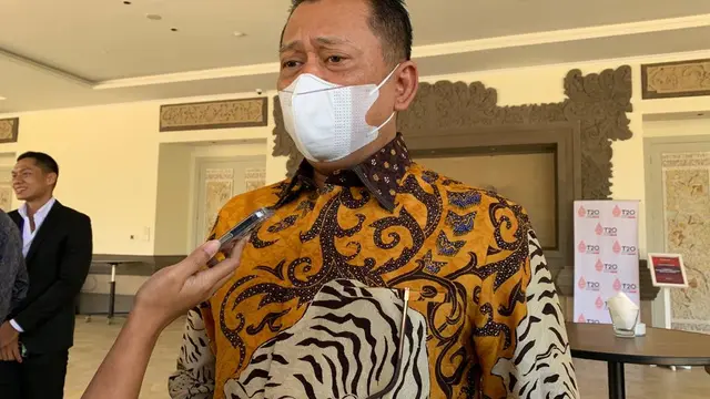 Ketua MPR RI Bambang Soesatyo hadir dalam parallel session KTT T20 bertajuk "Contextualizing Crypto Asset Within The Hard Reality of Finance" yang digelar di Hilton Resort, Nusa Dua, Bali pada Selasa (6/9/2022). (Liputan6/Benedikta Miranti)