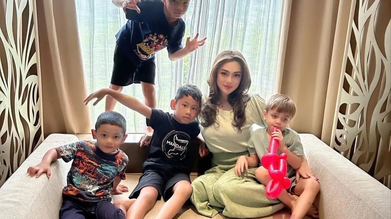 Potret Celine Evangelista (Sumber: Instagram/@celine_evangelista)