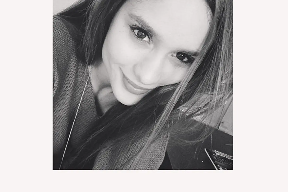 Cinta Laura