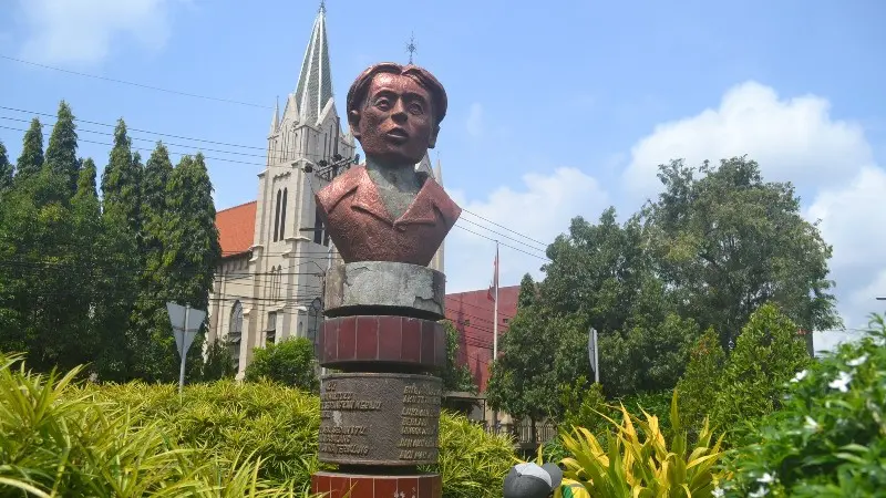 Monumen Chairil Anwar di Jalan Basuki Rahmat Kota Malang tak banyak diketahui warga