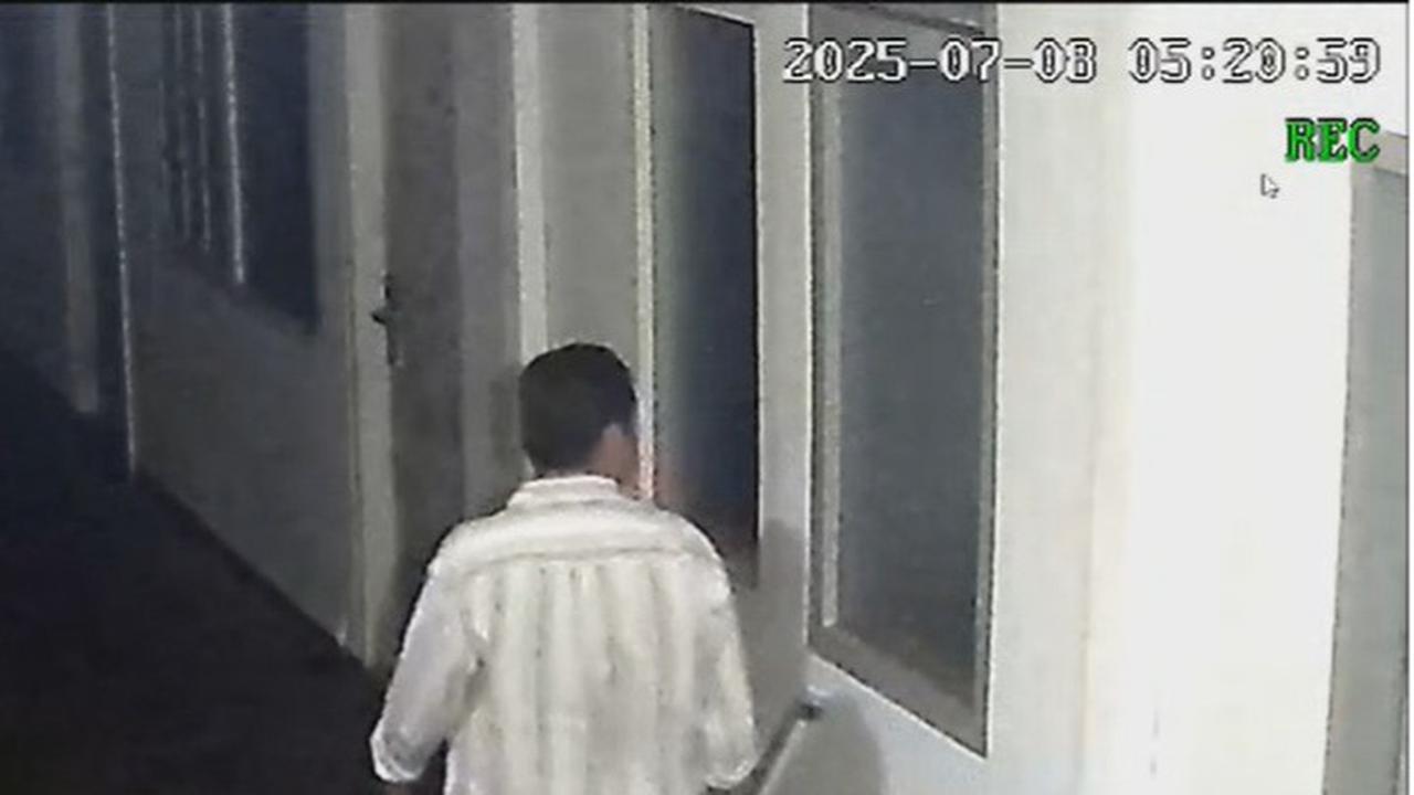 Rekaman CCTV Indekos Arya Daru