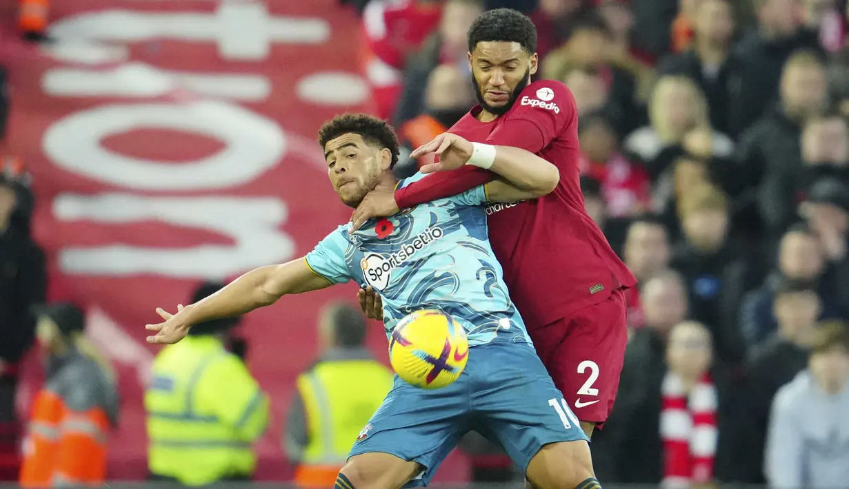 Liverpool berhasil menutup laga dengan kemenangan 3-1. (AP/Jon Super)