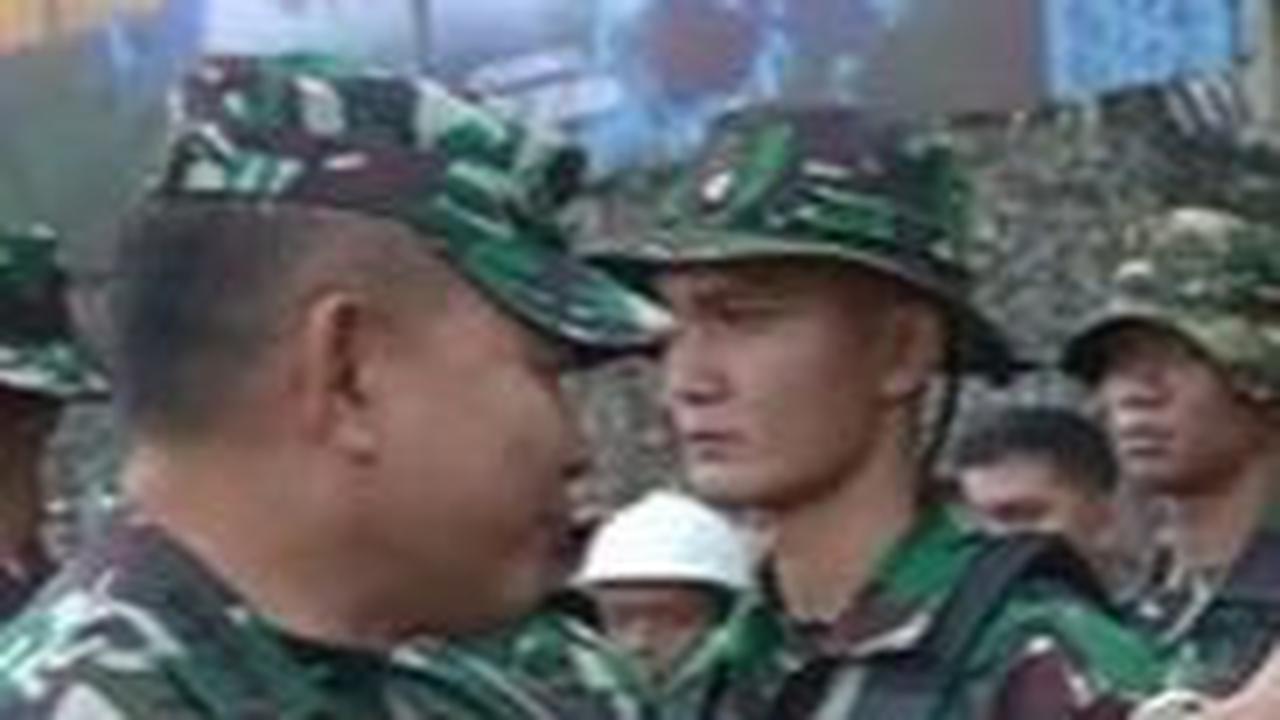Babinsa ini Langsung Naik Pangkat jadi Peltu Usai Dompetnya Dicek Kasad Dudung