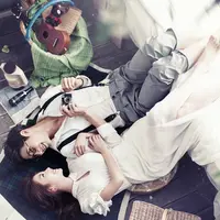 Bingung mencari konsep foto prawedding? Kamu bisa lho sedikit mencontek konsep dari 10 foto ini.