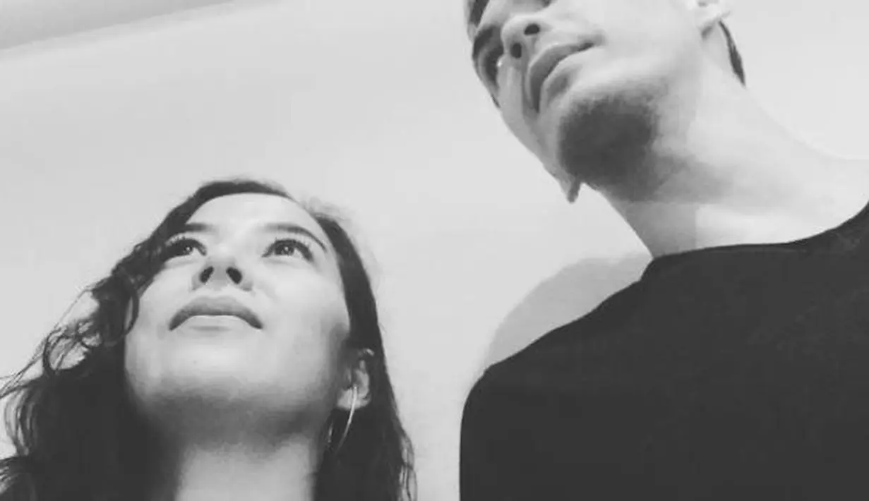 Ia pun tak lagi punya akses untuk menghubungi apalagi menemui anak-anaknya dari pernikahannya dengan Atalarik. (Instagram/ariksyach)