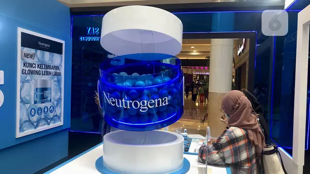 NEUTROGENA® Hydro Boost