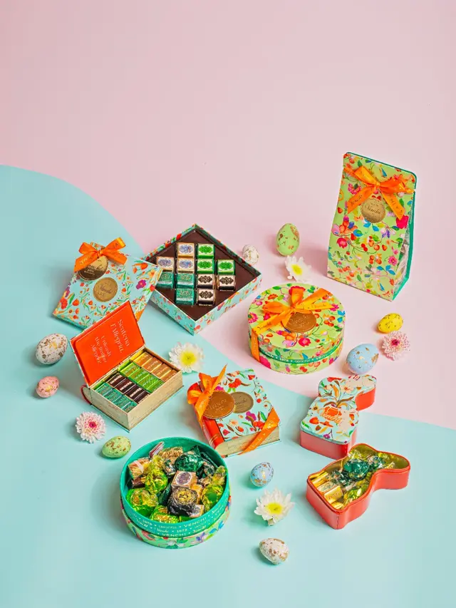 VENCHI SPRING COLLECTION 2023