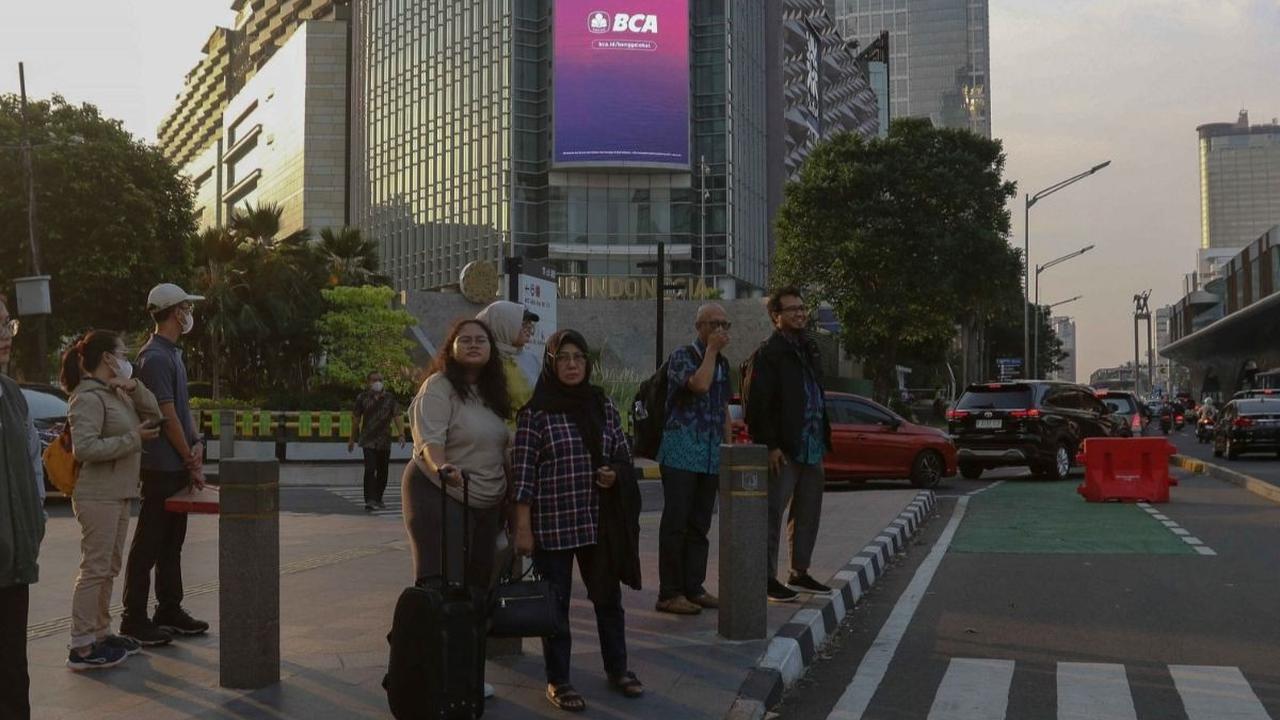 Dengan berjalannya program ini, Pemprov DKI Jakarta berharap dapat melihat penurunan signifikan dalam tingkat polusi udara serta peningkatan kesadaran masyarakat akan pentingnya gaya hidup sehat dan ramah lingkungan. Foto: Liputan6.com / Herman Zakharia