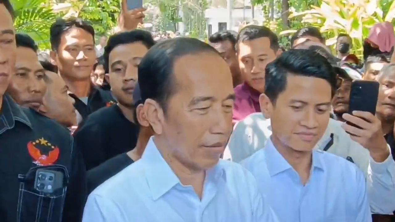 VIDEO: Jokowi Geram Ultimatum Penyebar Fitnah Ijazah Palsu, Siap Tempuh Langkah Hukum!