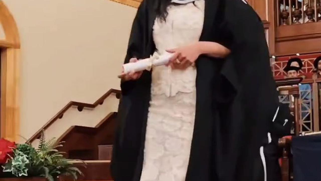 7 Potret Alifiya Arkana, Anak Dede Yusuf Lulus S2 dari University of Birmingham dengan Nilai Tertinggi