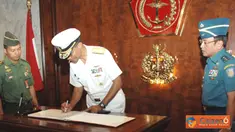 Citizen6, Jakarta: Kunjungan Admiral Haney dimaksudkan untuk silaturahmi dan perkenalan diri sebagai pejabat Panglima Armada Pasifik Amerika Serikat yang baru. (Pengirim: Badarudin Bakri).