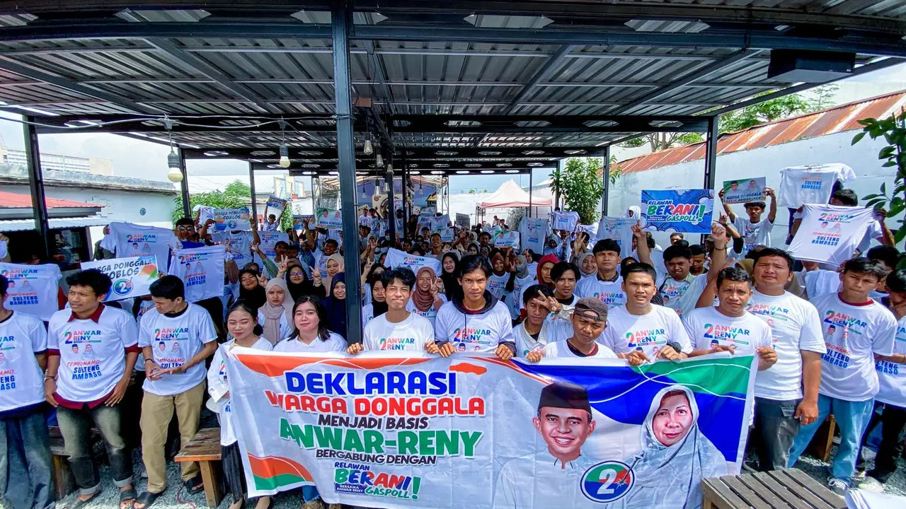 Ratusan warga Kabupaten Donggala mendukung pasangan calon Gubernur dan Wakil Gubernur Sulawesi Tengah nomor urut 2, Anwar Hafid dan Reny Lamadjido (Istimewa)